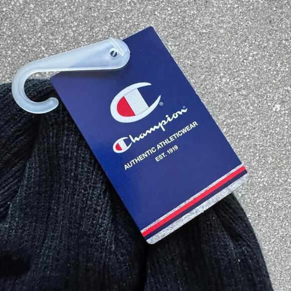 Champion Black Knit Beanie Fall Winter New With Tags - Picture 3 of 3